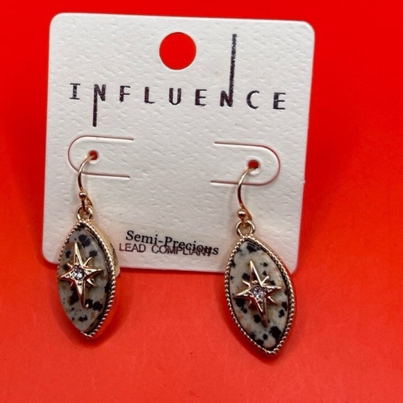 Influence Boutique Earrings - Picture 2 of 2